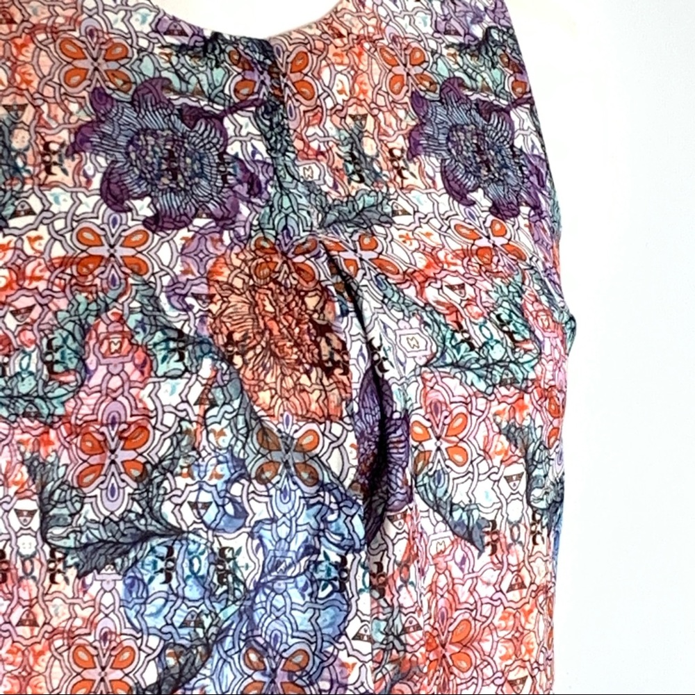 H&M Floral Blue and Red Lightweight Sleeveless Mini Shift Dress size 4 - Picture 10 of 16